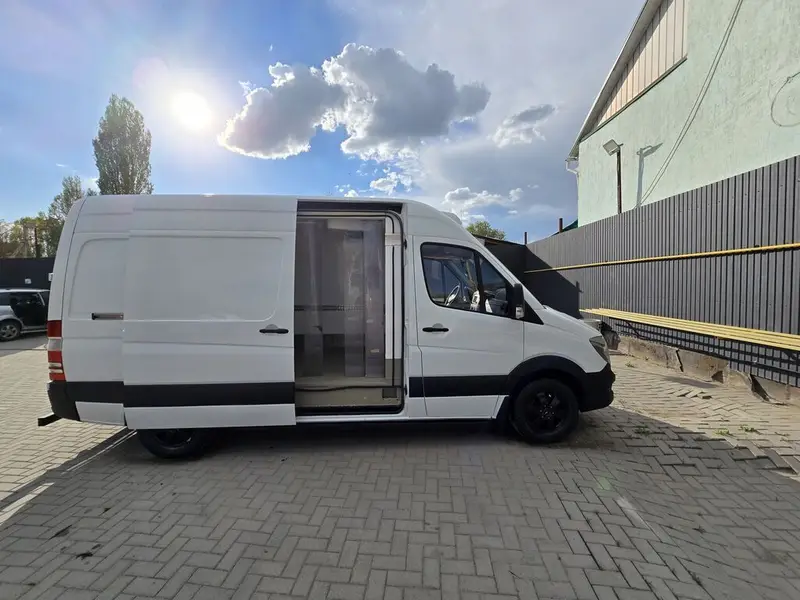 Mercedes-Benz Sprinter рефрижераторный фургон. — фото 3