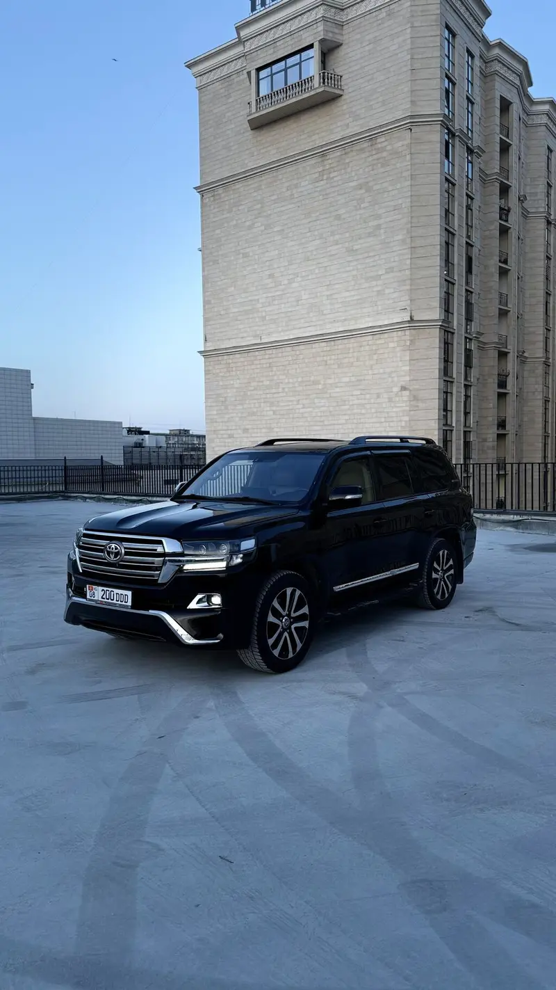 Сдаю Toyota Land Cruiser, Посуточно, Без водителя — фото 4