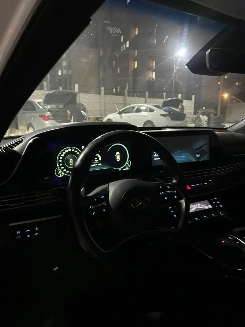 Сдаю Hyundai Grandeur, Почасово, Без водителя — фото 4