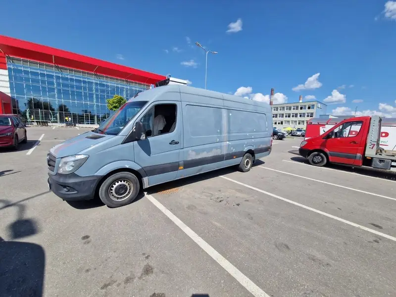 Mercedes-Benz Sprinter (длинная база, высокий крыша) — фото 3
