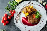 Ищу работу поваром Опыт европейской и паназиатской кухни около 10 лет