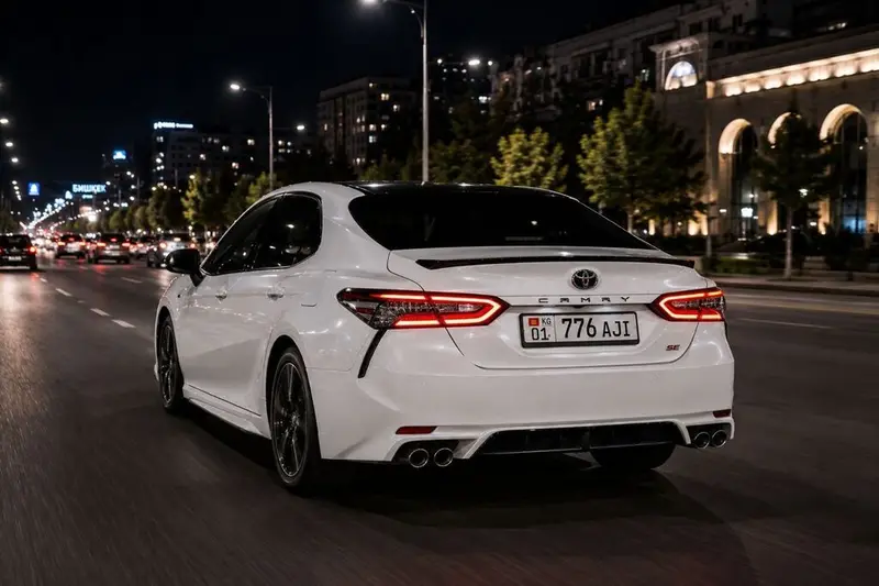 Сдаю Toyota Camry, Посуточно, Без водителя — фото 5