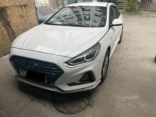 Сдаю Hyundai Sonata под такси, Долгосрочно