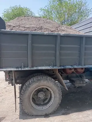 Доставка щебня, угля, песка, чернозема, отсев