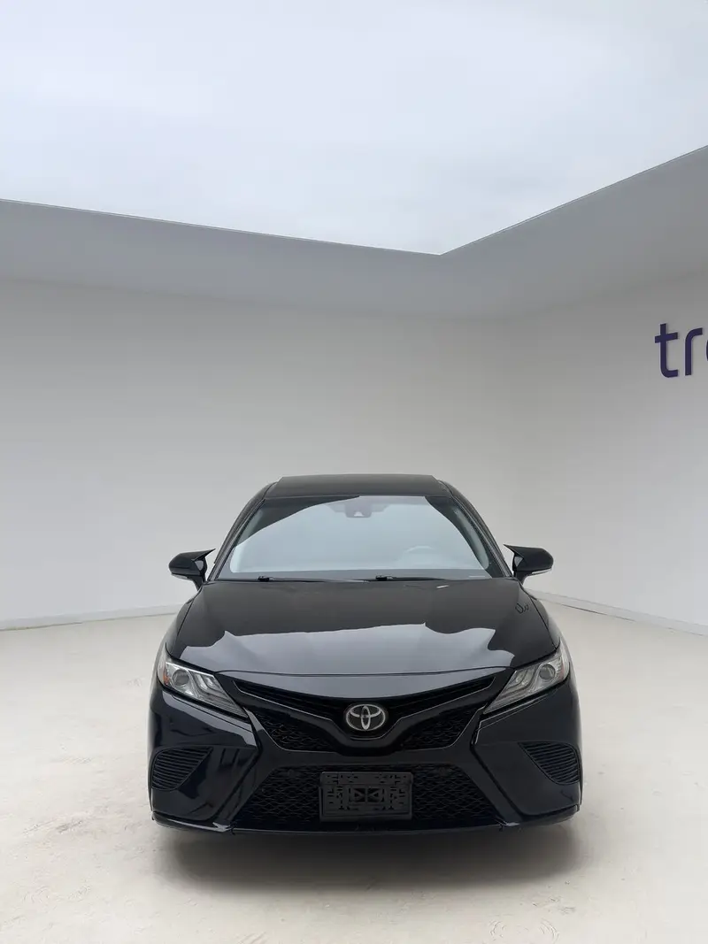 Сдаю Toyota Camry, Почасово, Без водителя — фото 6