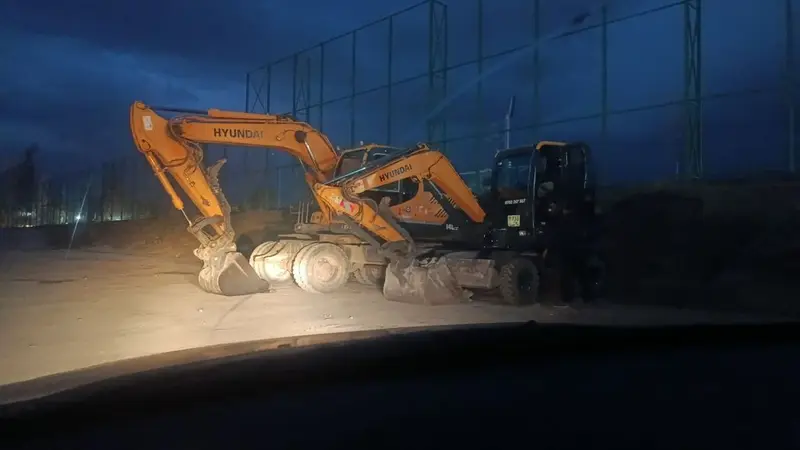 Услуги экскаватора — фото 5