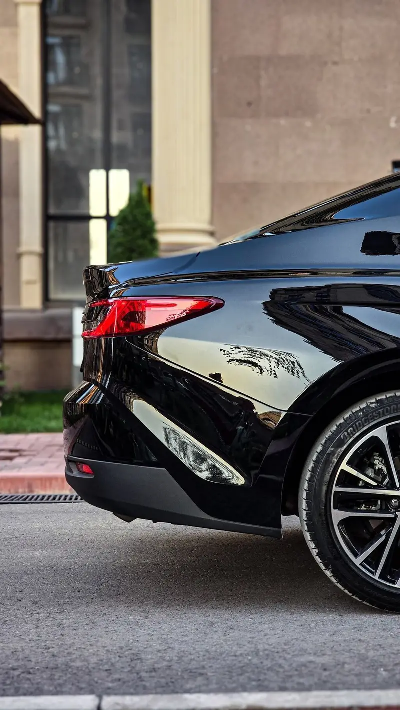 Сдаю Toyota Camry, Посуточно, Без водителя — фото 5
