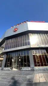 Сотрудник (офис и администрация)