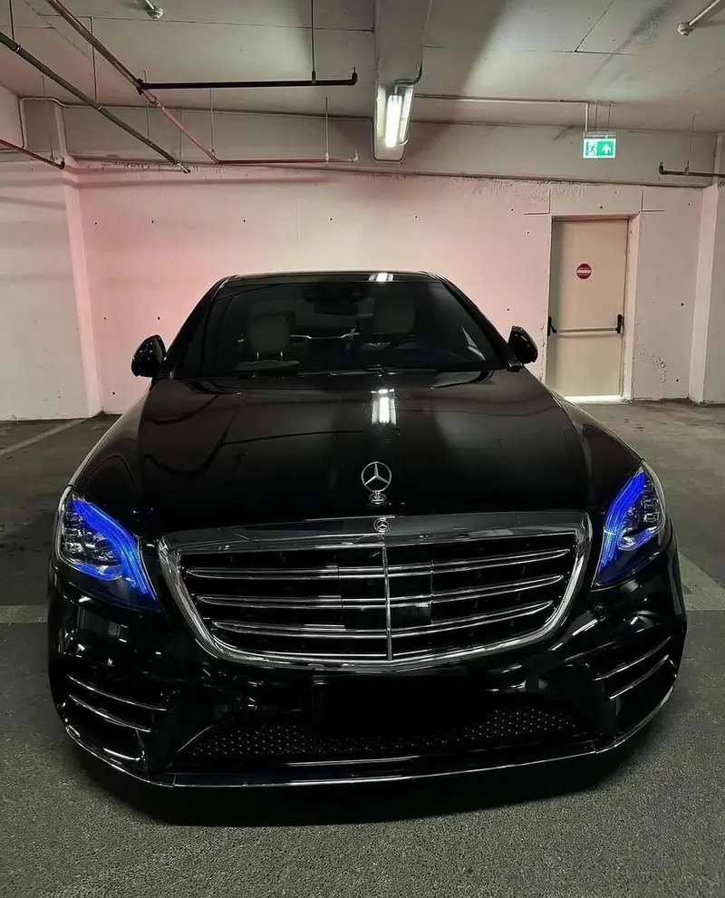 Сдаю Mercedes-Benz S-Class для кортежа, С водителем, Седан — фото 3