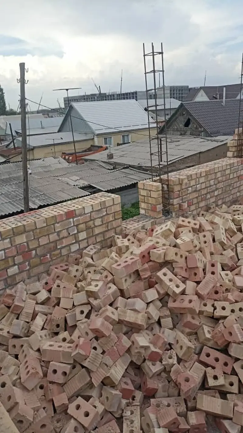 Кладка. кирпич. бетон. калона. монолит. Крыша кровля. — фото 4