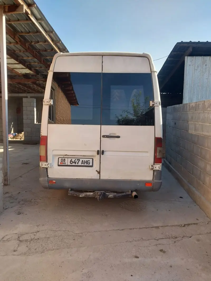Мercedes-Benz Sprinter, пассажирский микроавтобус (длинная база — фото 4