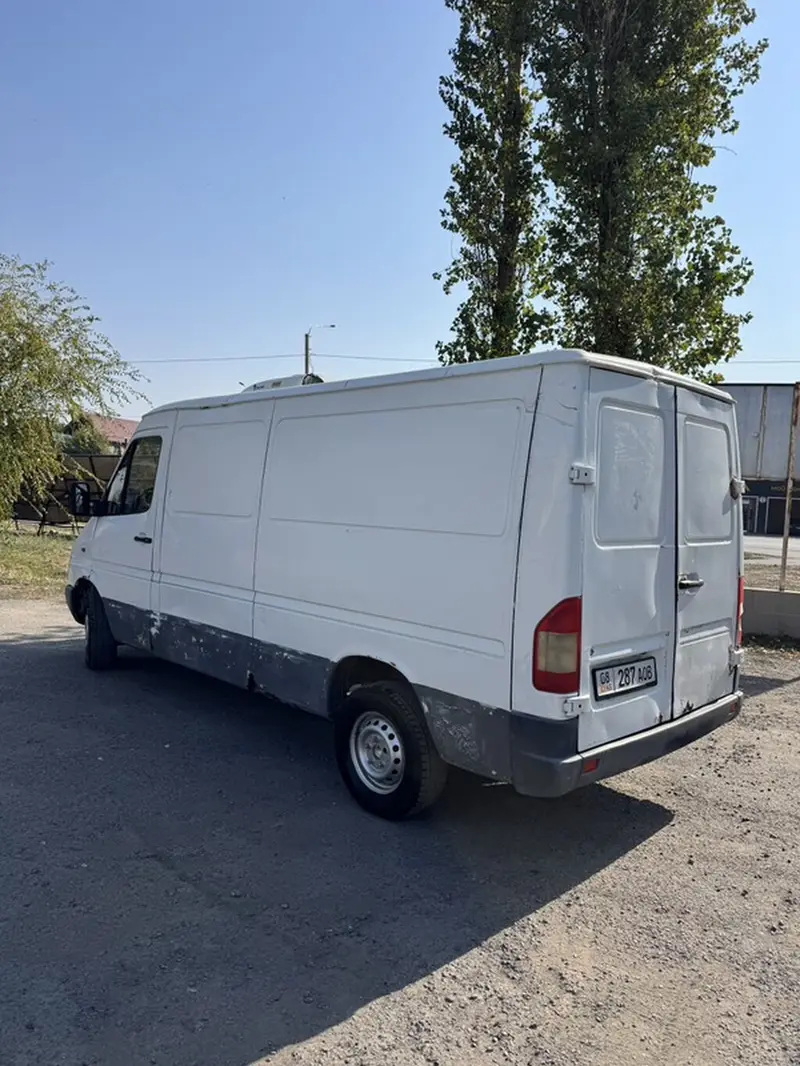 Mercedes-Benz Sprinter рефрижератор. два отсека рефрижератором не — фото 2