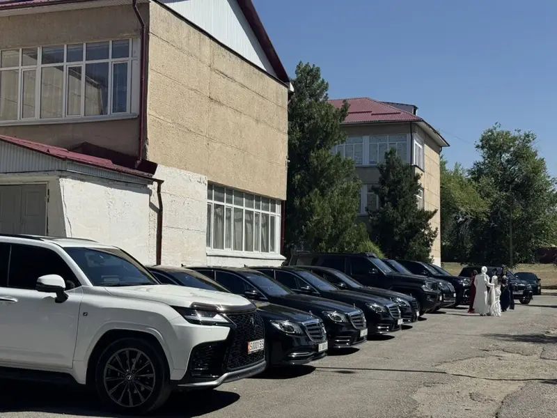 Сдаю Mercedes-Benz G-Class для кортежа, С водителем, Внедорожник — фото 2