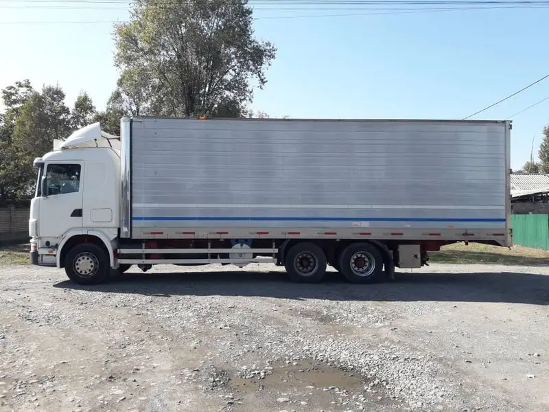 Изотермический фургон-рефрижератор на шасси Scania 124L 400 (6x2) — фото 3