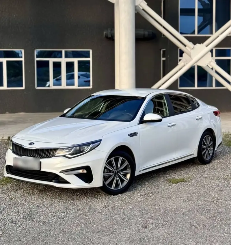 Сдаю Kia K5, На неделю, Без водителя — фото 5