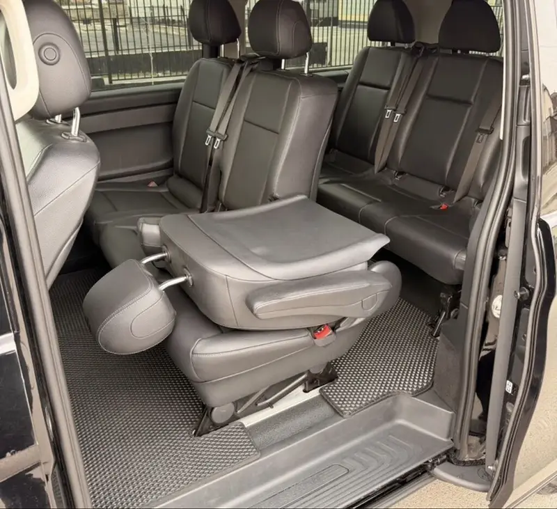 Сдаю Mercedes-Benz Vito для кортежа, С водителем, Минивэн — фото 4