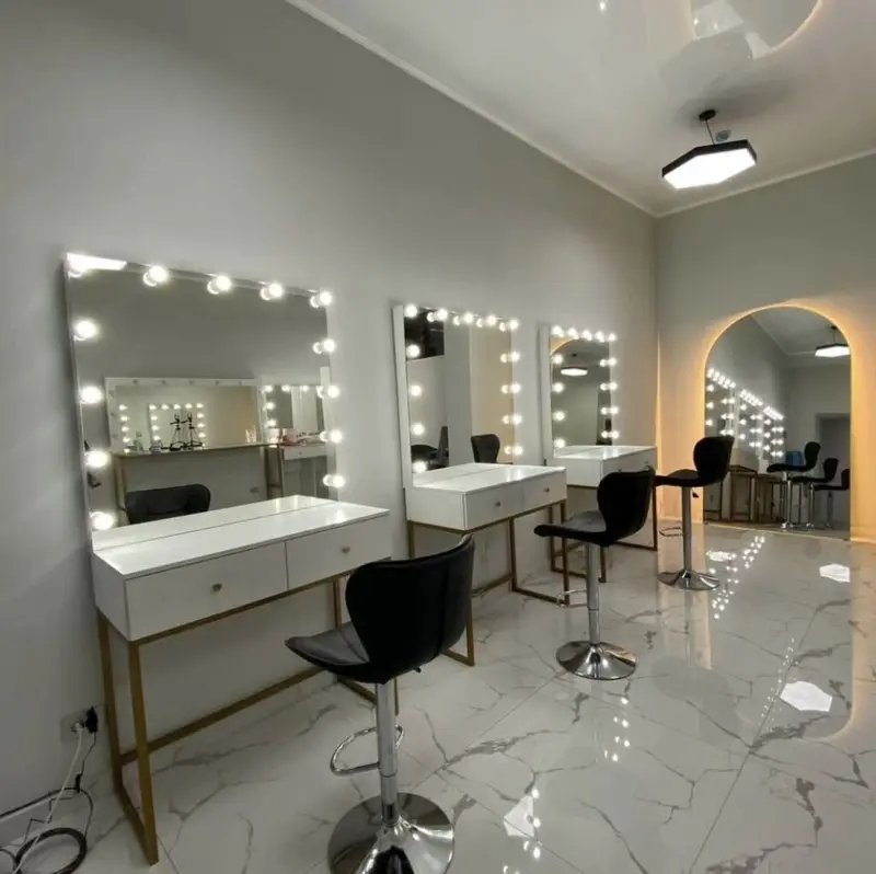 Визажный столик в стиле loft Высота 190см Ширина 100см Состояние — фото 2