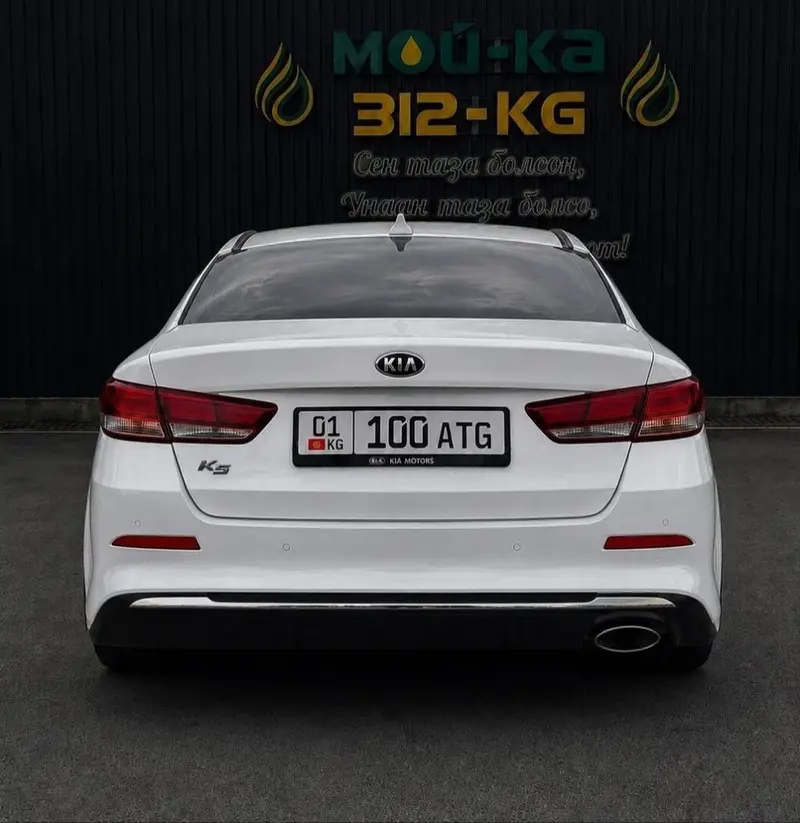 Сдаю Kia K5, Посуточно, Без водителя — фото 2