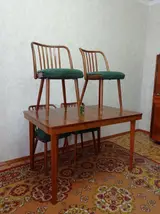 Куплю б/у Мебель кавёр палас стуляа