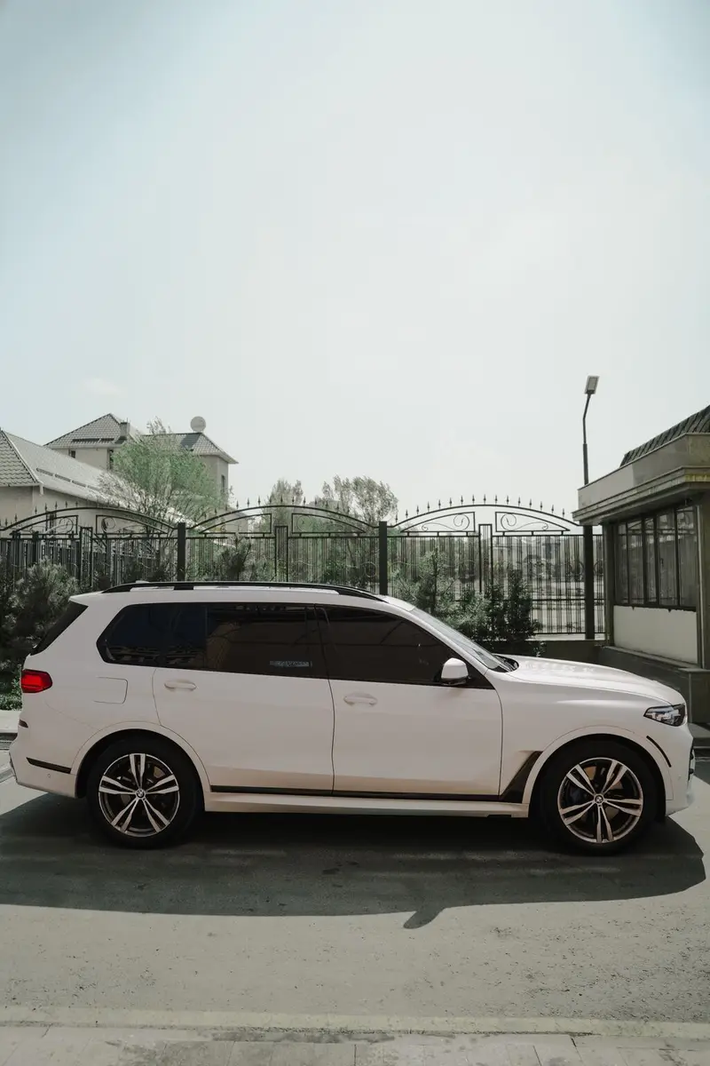 Сдаю BMW X7, На неделю, Без водителя — фото 4