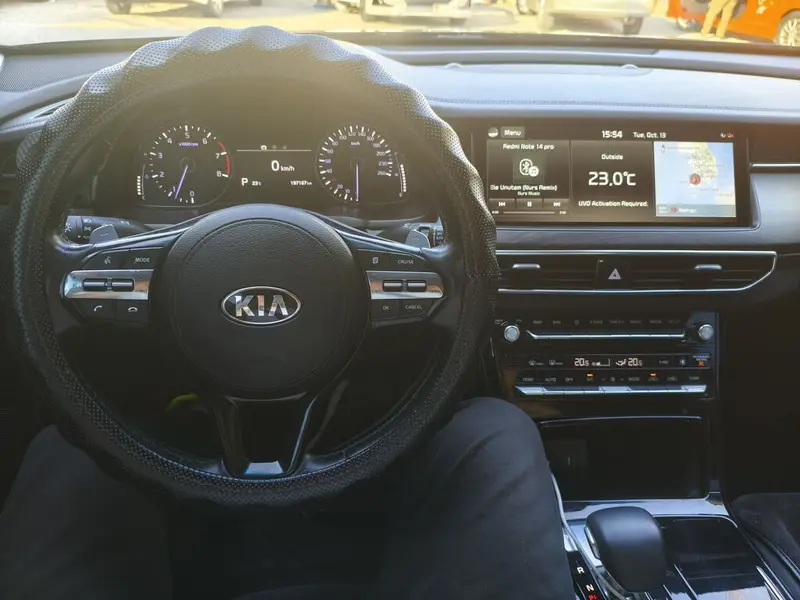 Сдаю Kia K7, Почасово, С водителем — фото 3