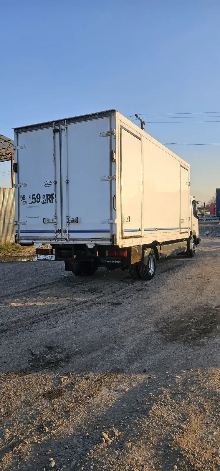 Mercedes-Benz Atego рефрижератор 2004 6 ступка механика 4.3 карьер — фото 4