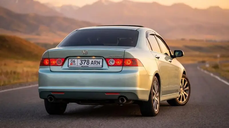 Сдаю Honda Accord, Посуточно, Без водителя — фото 4