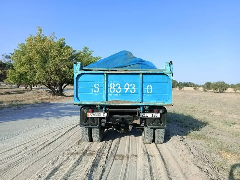 Заказать Самосвал, Доставка щебня, угля, песка, чернозема, отсев — фото 3