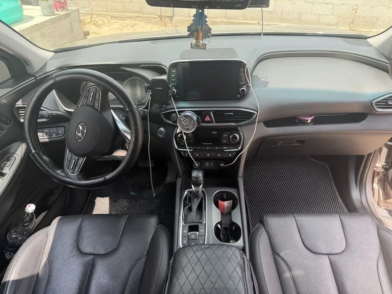Сдаю Hyundai Santa Fe, Почасово, Без водителя — фото 2
