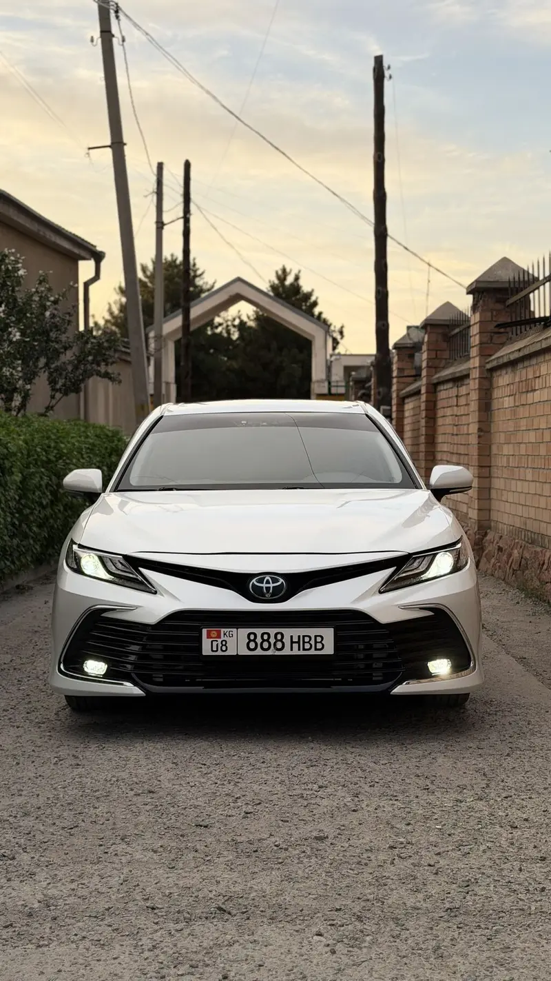 Сдаю Toyota Camry, Посуточно, Без водителя — фото 4
