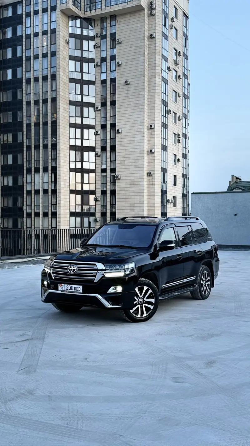 Сдаю Toyota Land Cruiser, Посуточно, Без водителя — фото 2