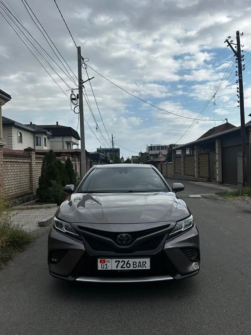 Сдаю Toyota Camry, Посуточно, Без водителя — фото 5