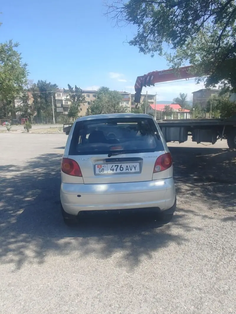 Сдаю Daewoo Matiz под выкуп, серебристый хэтчбек 5 дверей. 2006г — фото 4