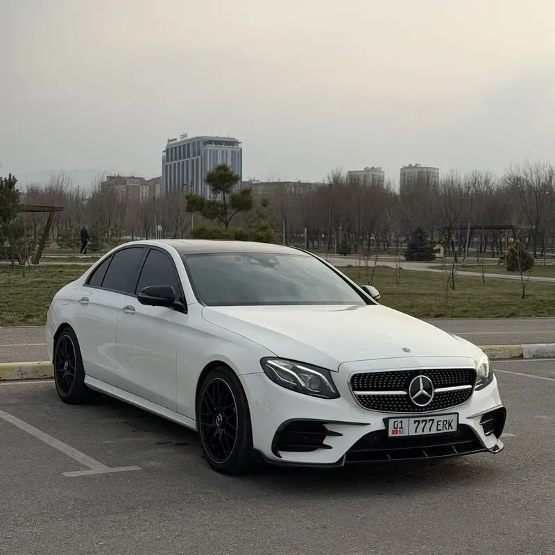 Сдаю Mercedes-Benz E-Class, Почасово, Без водителя — фото 6