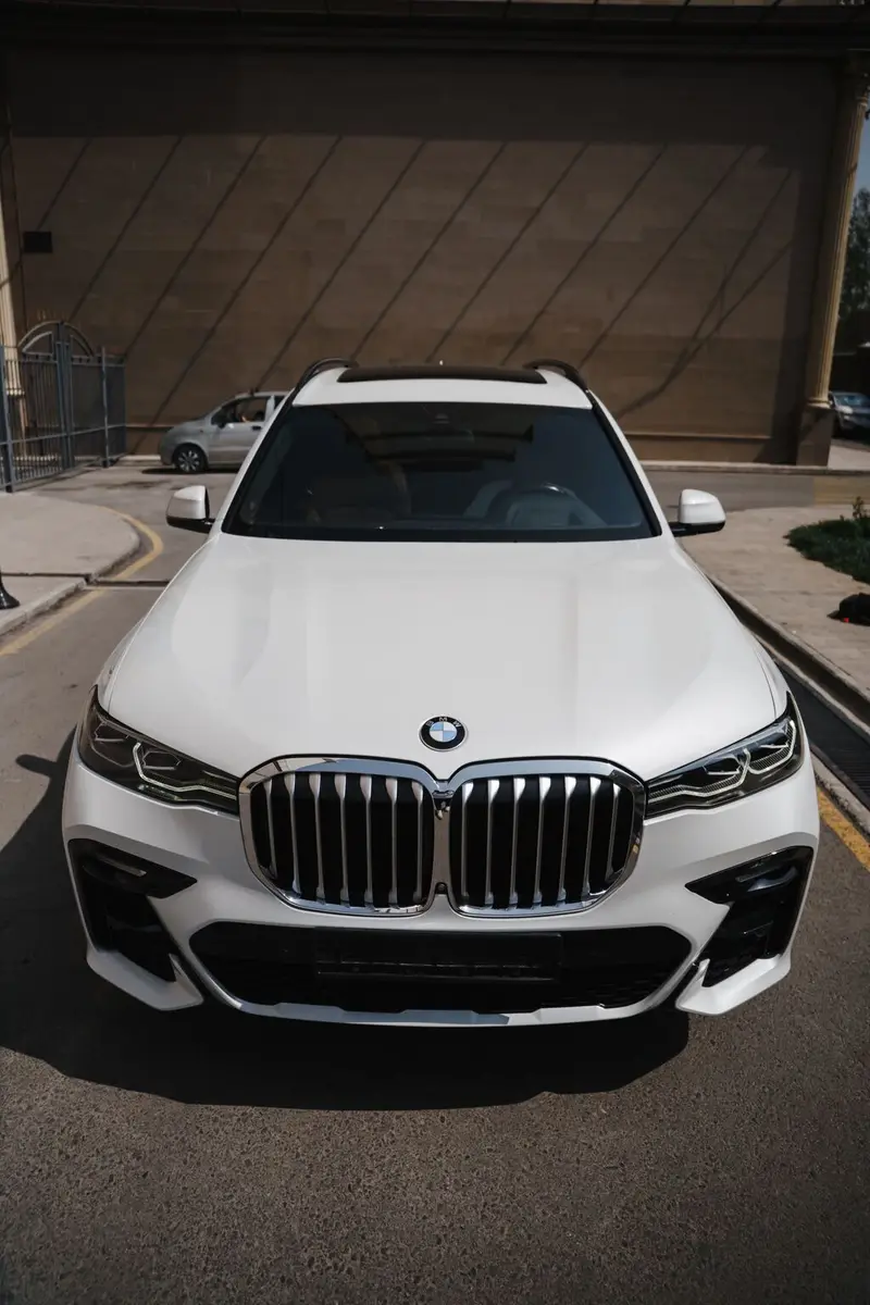 Сдаю BMW X7, На неделю, Без водителя — фото 2