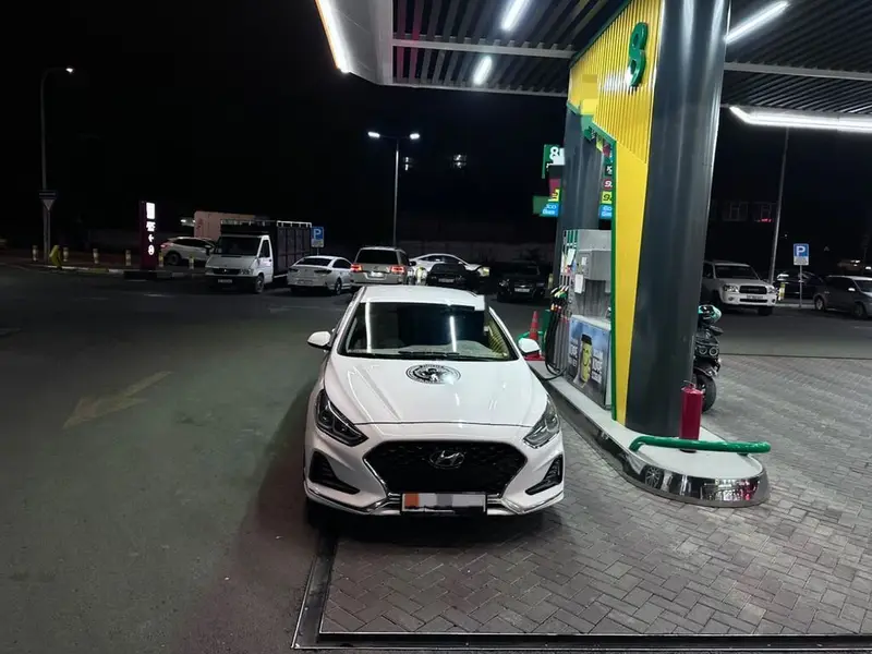 Сдаю Hyundai Sonata, Почасово, Без водителя — фото 2