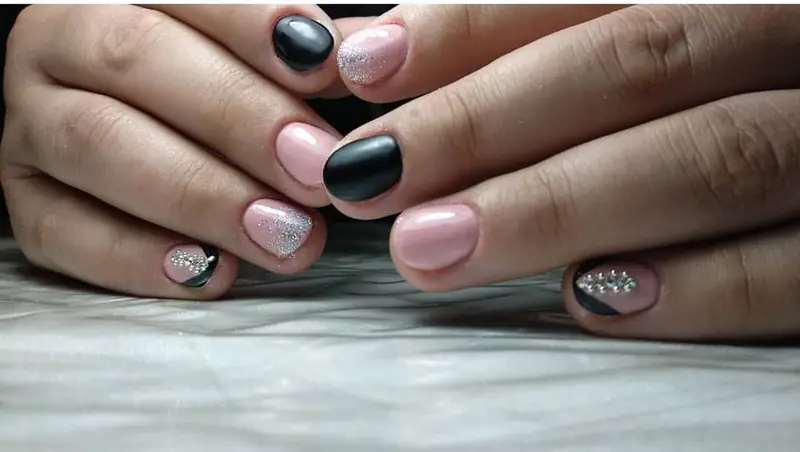 💅 ВЫЕЗДНОЙ МАНИКЮР 💅✨ 🌃По городу 🚗 Прихожу к вам домой 🏡 🌸 Услуги: 💅 — фото 4