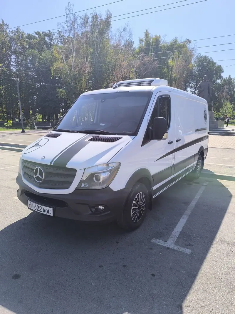 Mercedes-Benz Sprinter рефрижераторный фургон — фото 2
