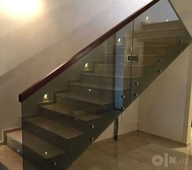 Ограждения и перила из закалённого стекла для лестниц и межэтажных — фото 3