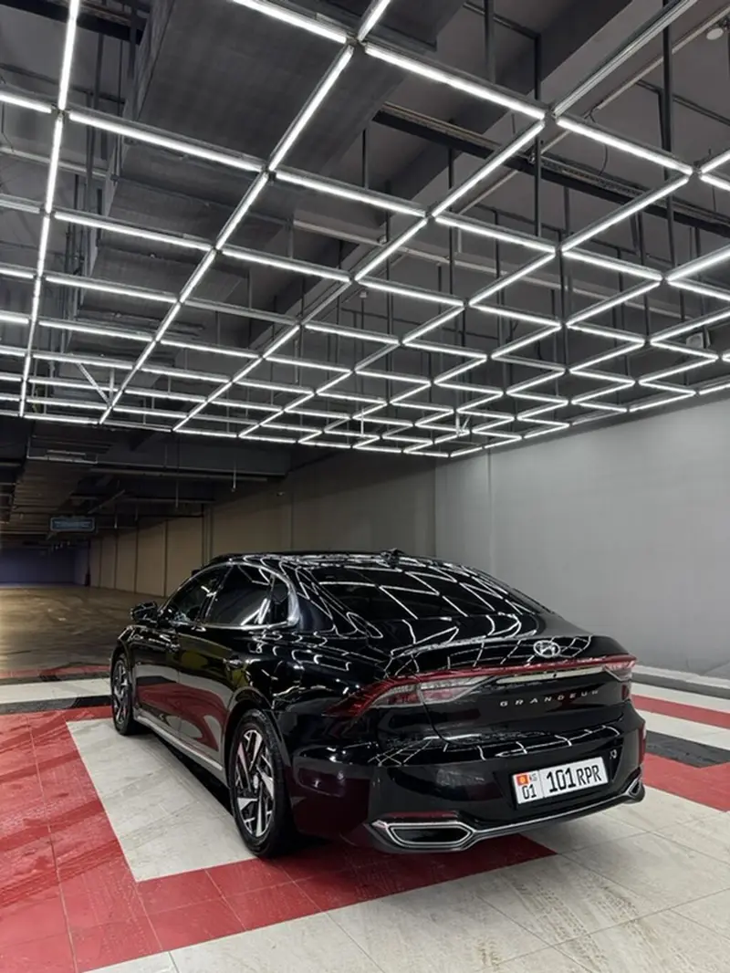 Сдаю Hyundai Grandeur, Почасово, Без водителя — фото 4
