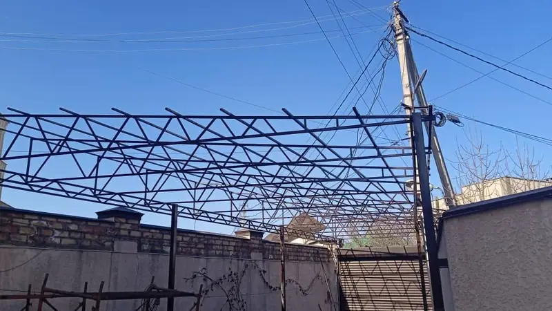 Изготовление и монтаж навесов и крыш из металлоконструкций — фото 6
