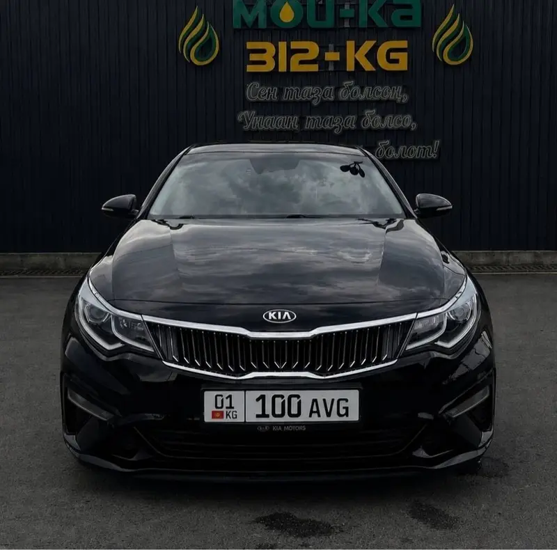 Сдаю Kia K5, Посуточно, Без водителя — фото 5