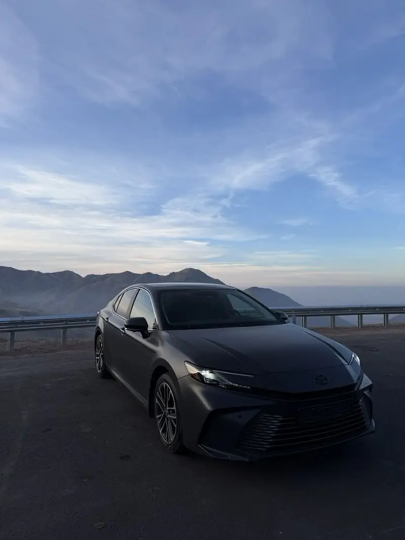 Сдаю Toyota Camry, Посуточно, Без водителя — фото 3