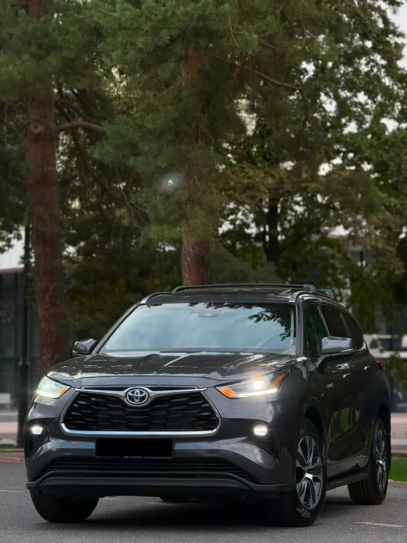 Сдаю Toyota Highlander, Посуточно, Без водителя — фото 3