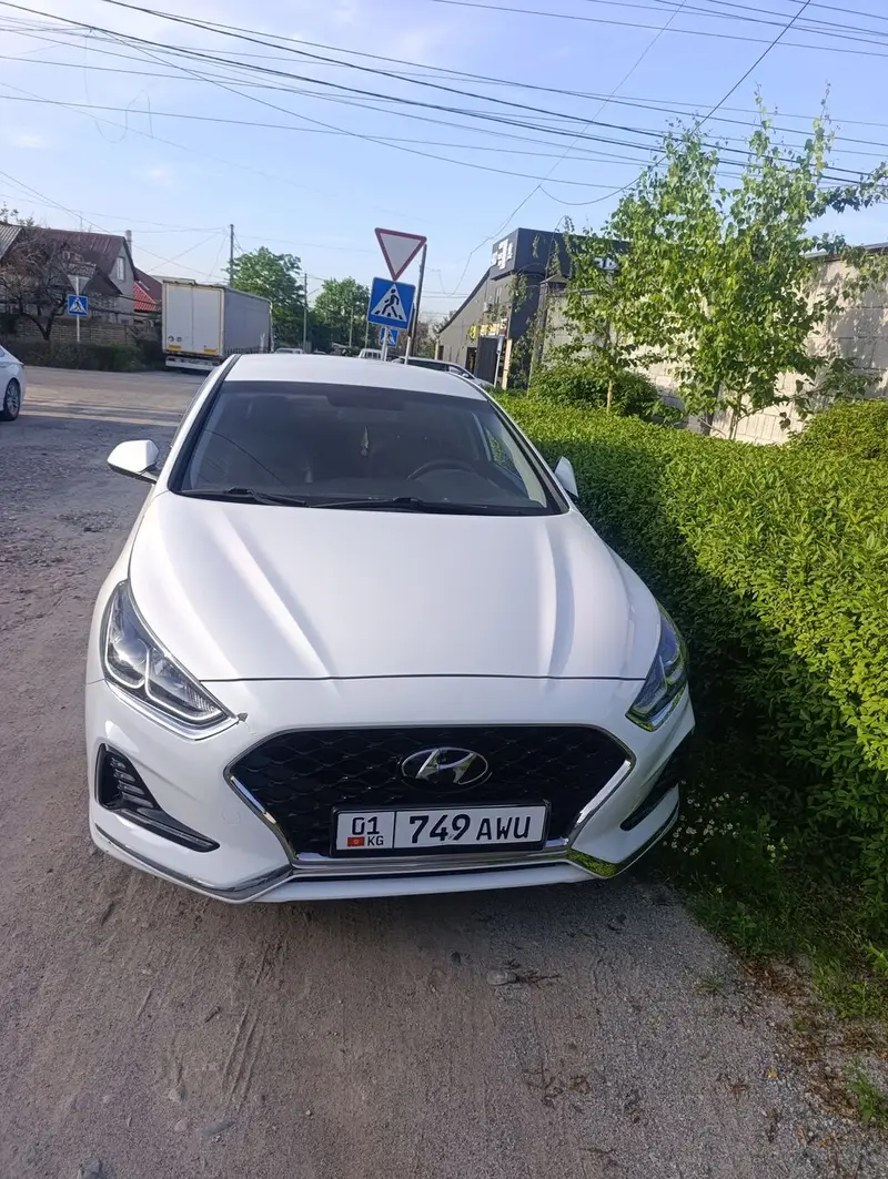 Аренда под такси длительный срок Hyundai Sonata, серый седан — фото 3