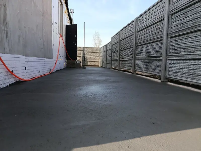 Бетонная отмостка/дорожка вокруг дома — фото 4