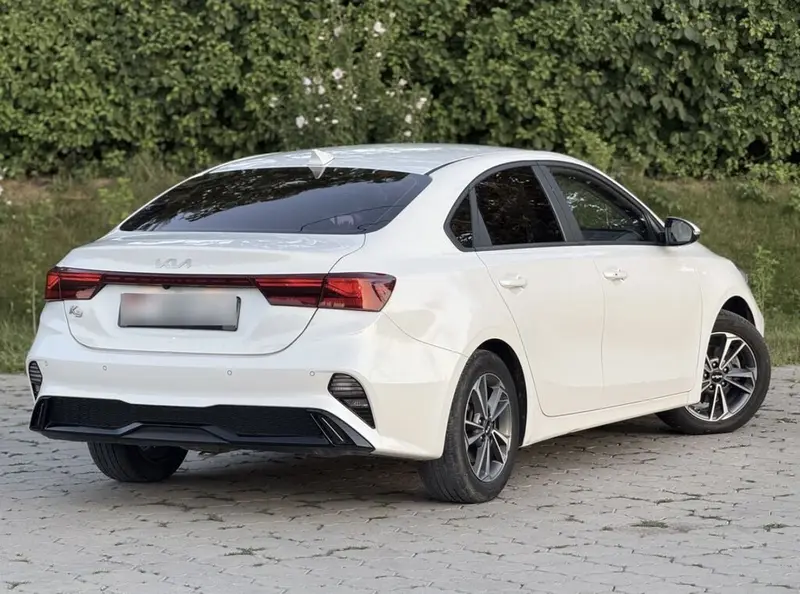 Сдается в аренду KIA K3, На посуточный и длительный срок. В идеальном — фото 6