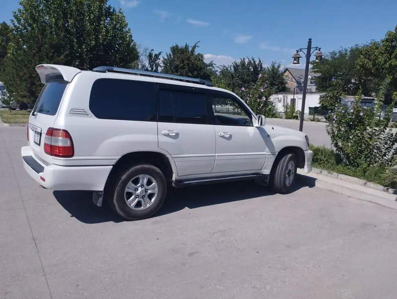 Сдаю Toyota Land Cruiser, Посуточно, Без водителя — фото 2