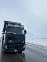 Автопоезд Volvo FH с прицепом (еврофура/тент, Jumbo)