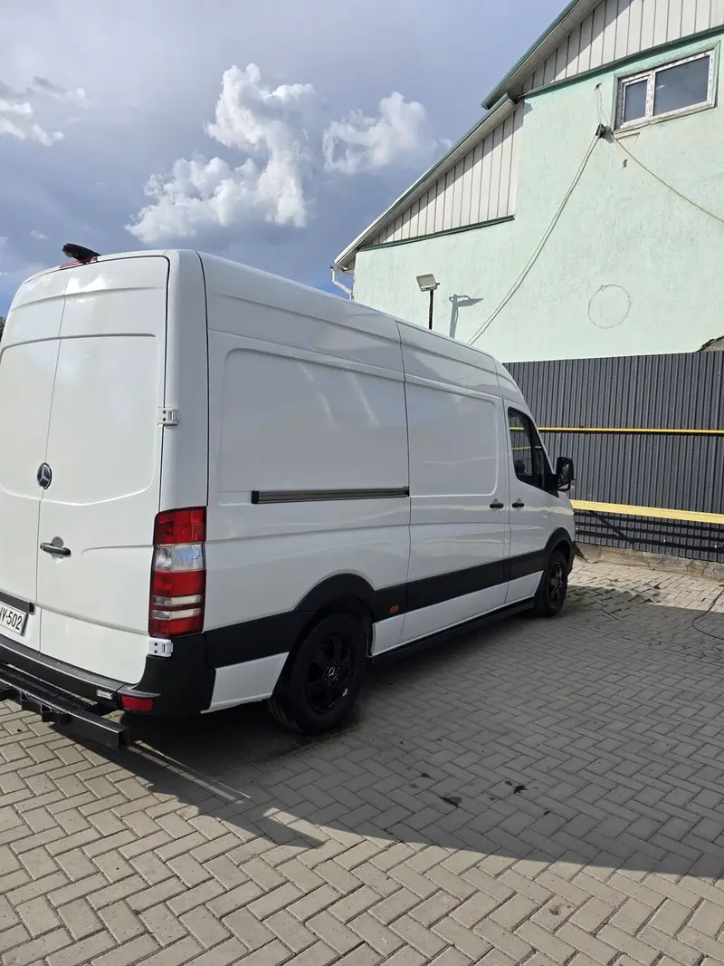 Mercedes-Benz Sprinter рефрижераторный фургон. — фото 2